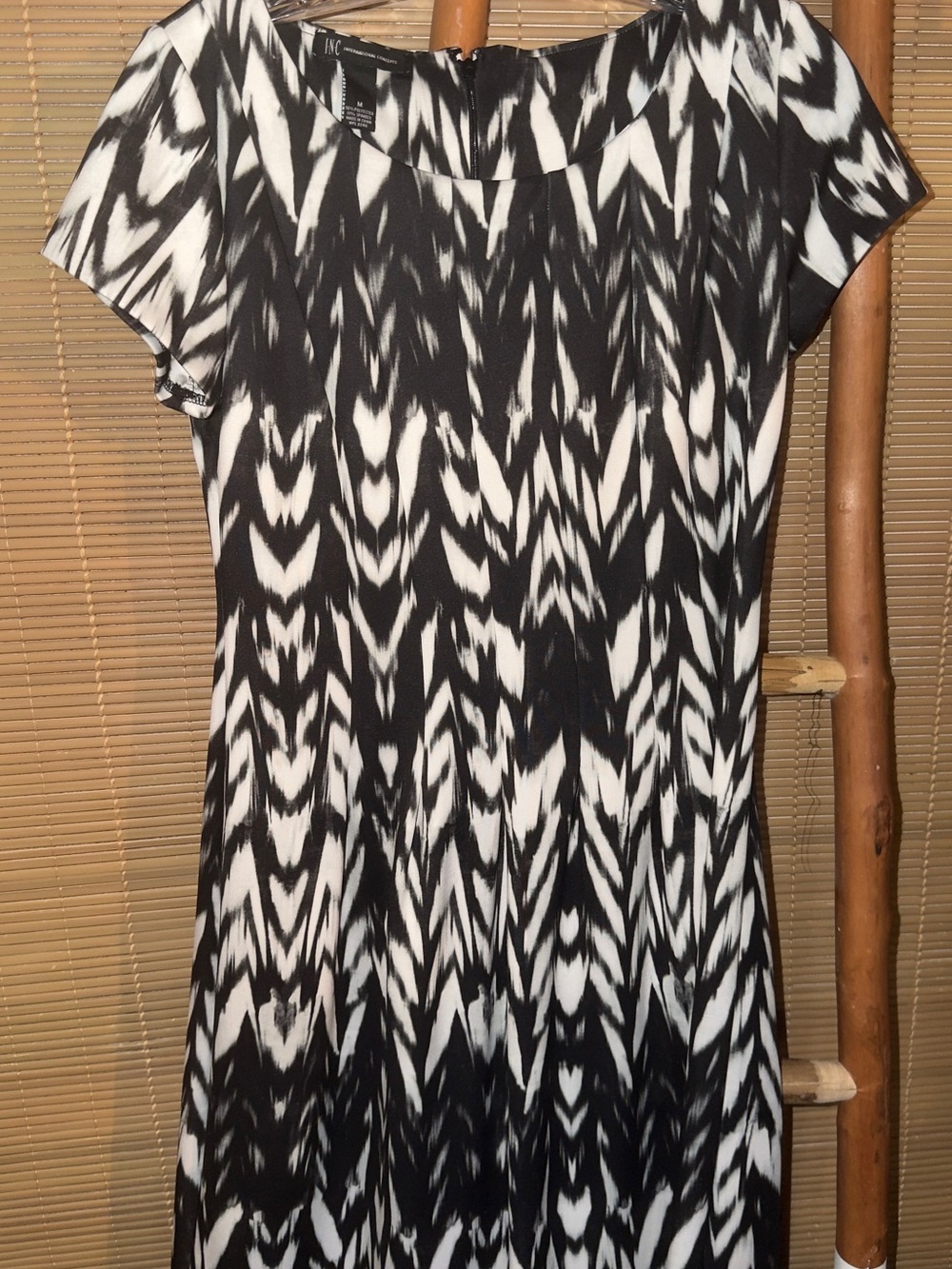 INC International Concepts Black & White Ikat Cap-Sleeve Tunic